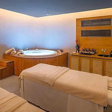 Отель Immerso Hotel, A Member Of Design